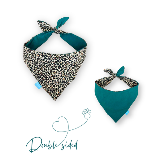 Леопардов принт/зелена двулицева бандана за куче