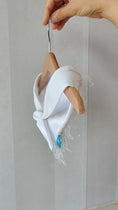 Load and play video in Gallery viewer, Сватбена бандана - Разкошна елегантност | Бежови, Кафяви или Черни ресни
